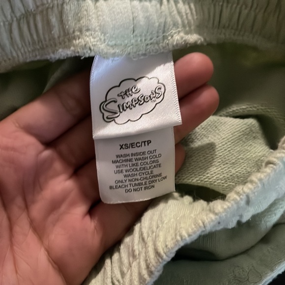 Lisa simpson Shorts - Picture 3 of 3